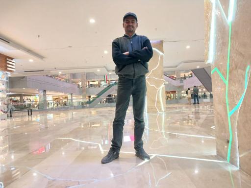 عکس مرکز خرید پدیده