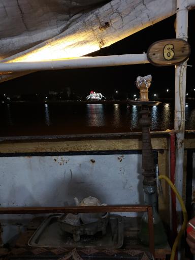 عکس کافه لنج فرناز