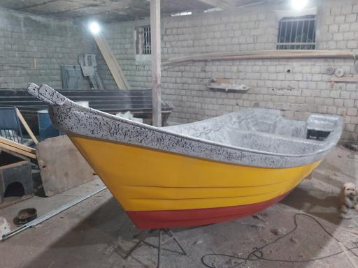 عکس قایق سازی حمید