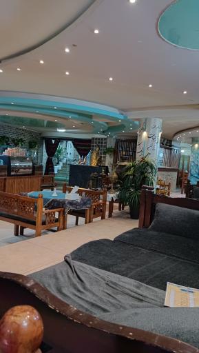 عکس مجموعه غذایی حاج عباسعلی و پسران