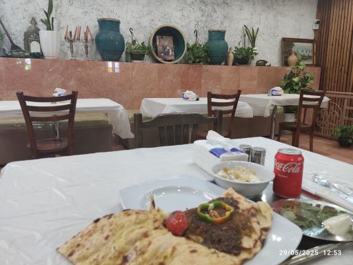 عکس کبابی و بریانی گلستان