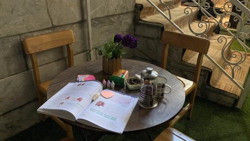 سالن مطالعه قلم و اندیشه