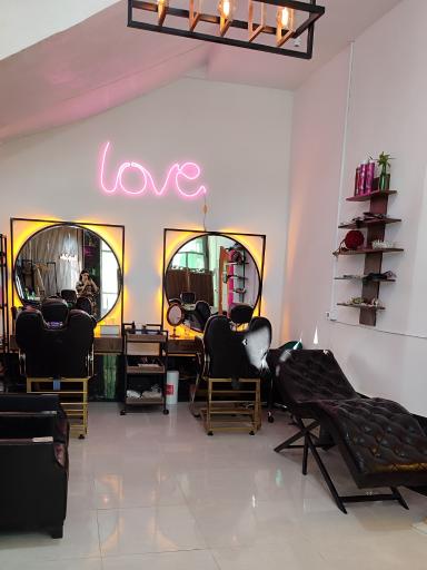 عکس سالن زیبایی غزل اسکندری 