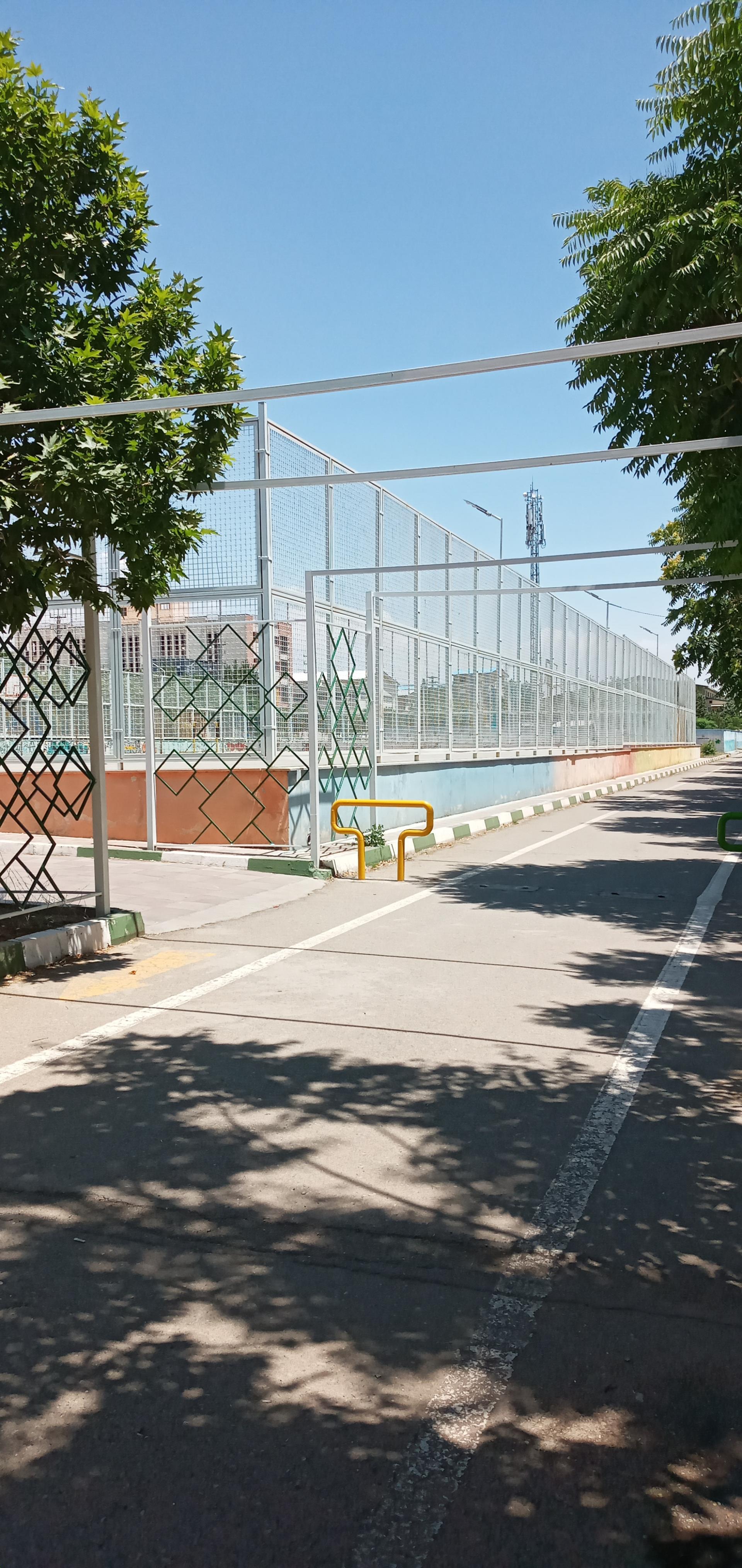 عکس زمین ورزشی تندرستی