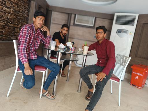 عکس بستنی چمن میبد