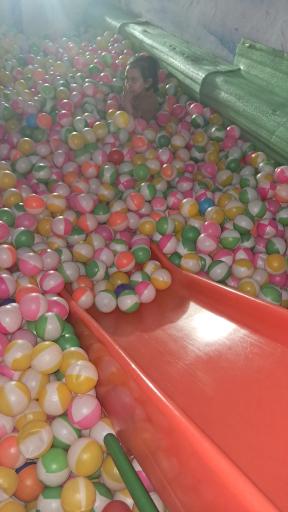 عکس شهربازی دیبا