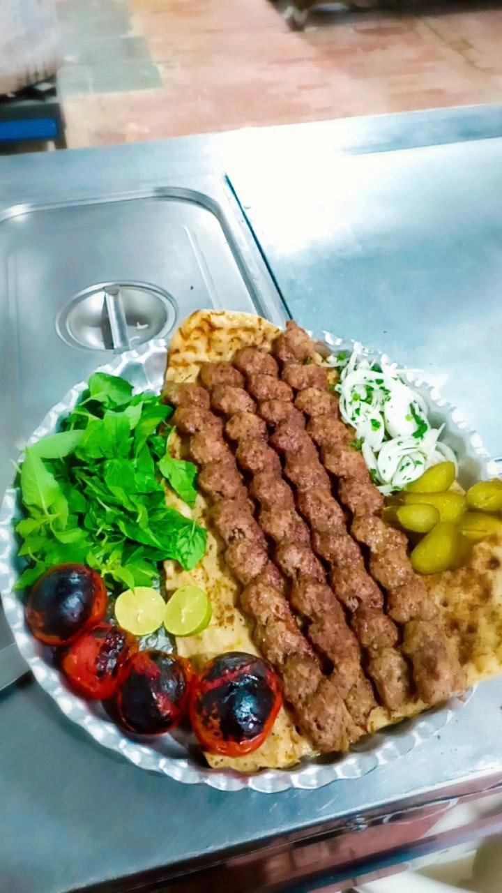 عکس چلو کبابی و دیزی سرای نارنج