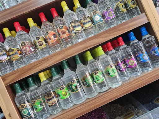 عکس عطاری لوتوس