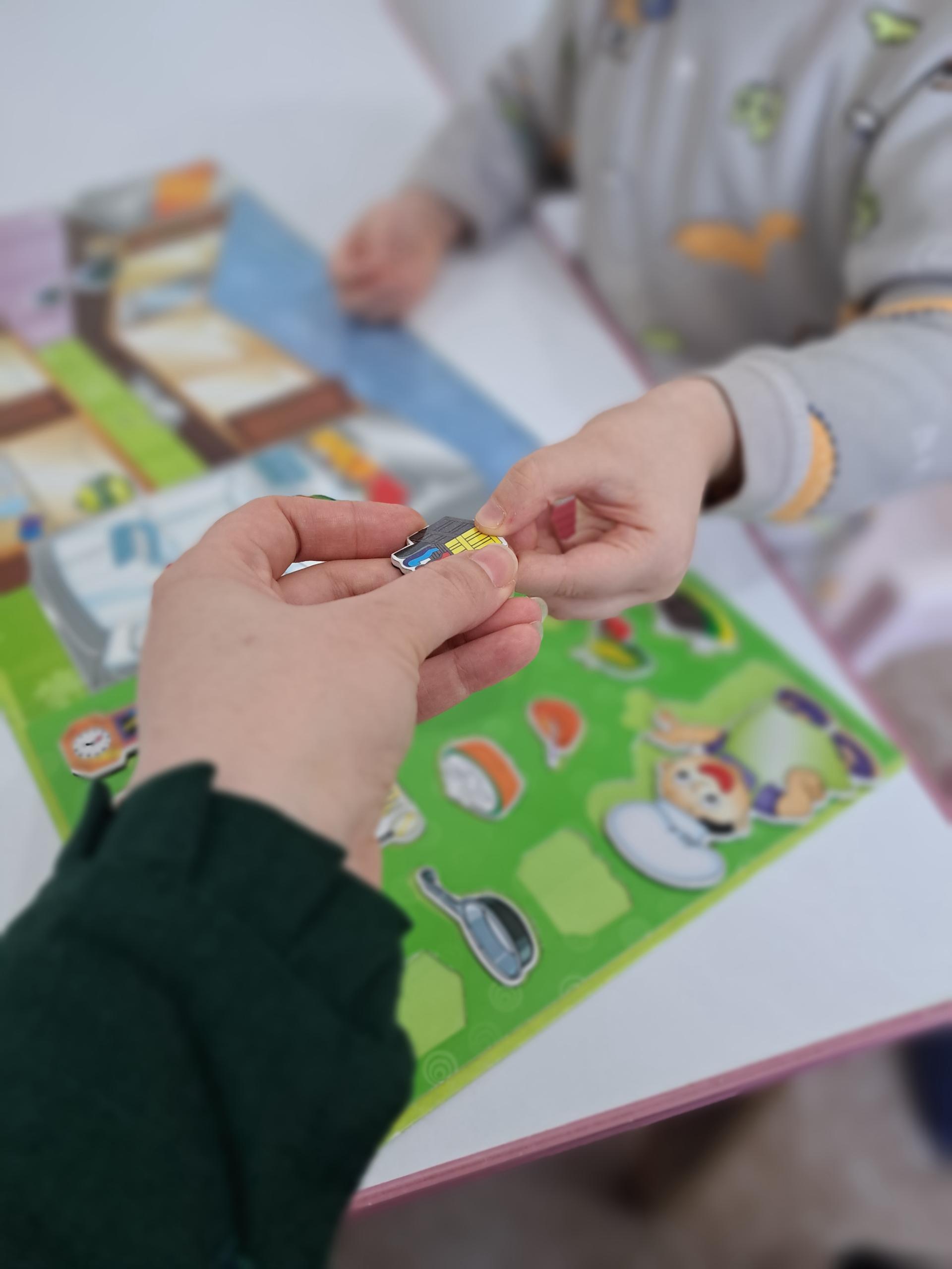 عکس کلینیک گفتاردرمانی فاطمه اجودی