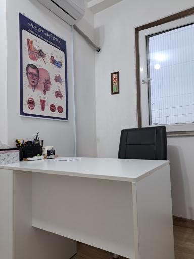 عکس کلینیک گفتاردرمانی فاطمه اجودی