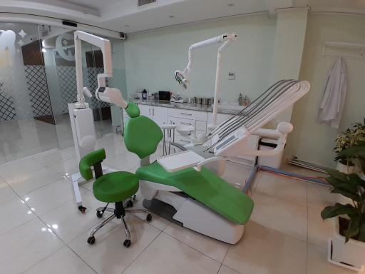 عکس دندانپزشکی دکتر الهه کیائی 