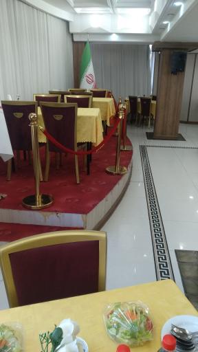 عکس هتل خورشید