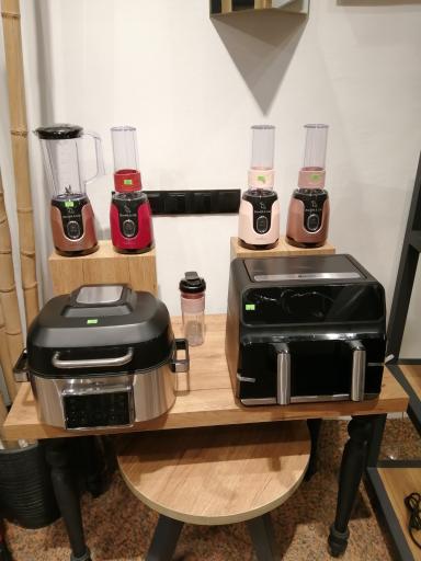 عکس فروشگاه لوازم خانگی کاراجا