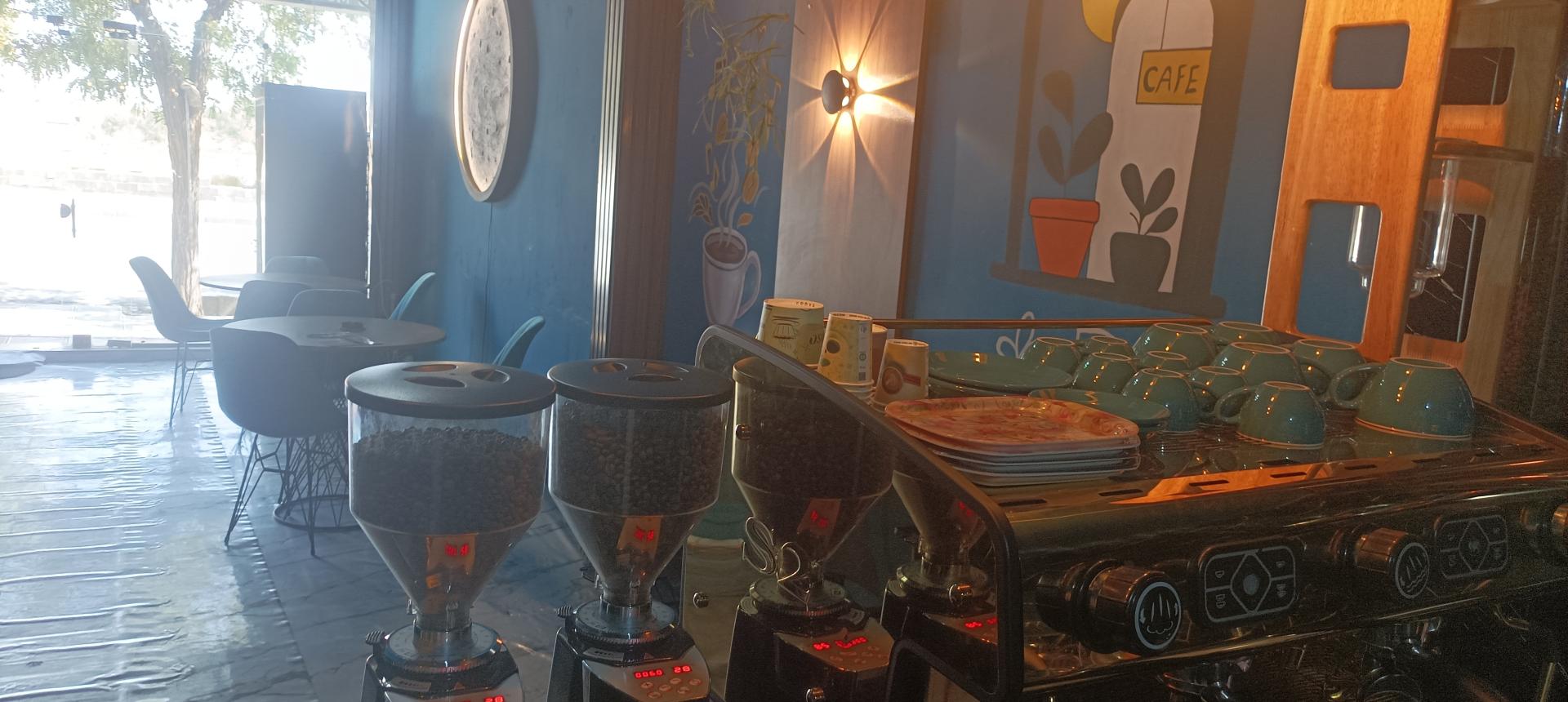 عکس کافه مون 