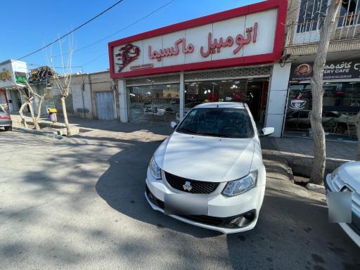 عکس نمایشگاه اتومبیل ماکسیما