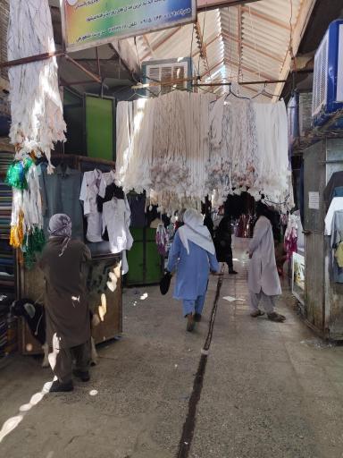 عکس بازار پارچه فروشی