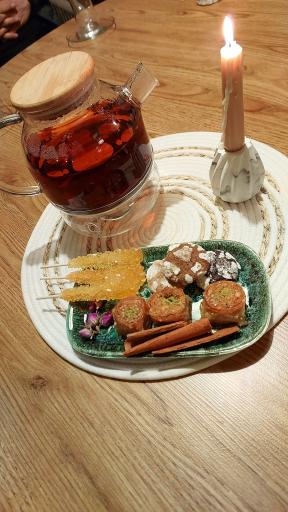 عکس رستوران بهار ( اسپرینگ گاردن )