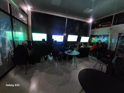 عکس گیم نت عمو مسعود