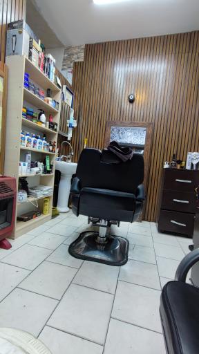 عکس آرایشگاه مردانه دیپلمات