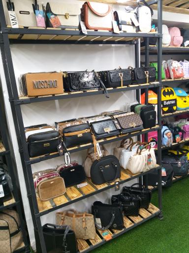 عکس فروشگاه رزا کیف