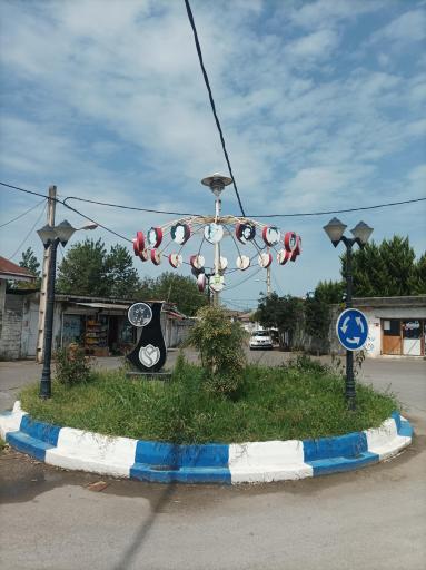 عکس میدان شهدای نویر