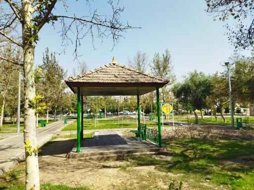 عکس بوستان دکتر معین