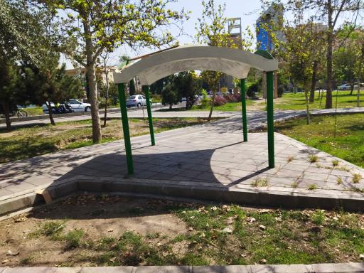 عکس بوستان دکتر معین