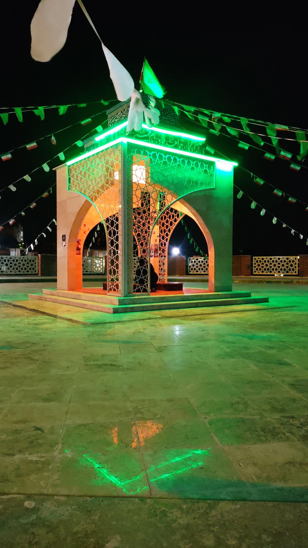 عکس شهدای گمنام شاندیز