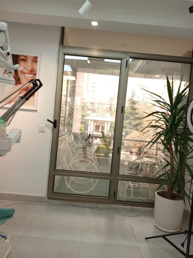 عکس کلینیک دندانپزشکی هاویر دنتال