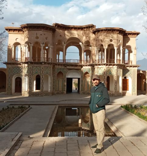 عکس سردر تاریخی باغ شاهزاده ماهان