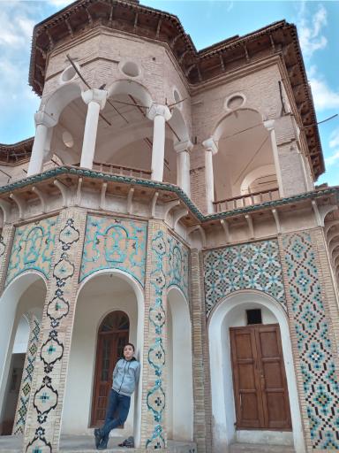 عکس سردر تاریخی باغ شاهزاده ماهان