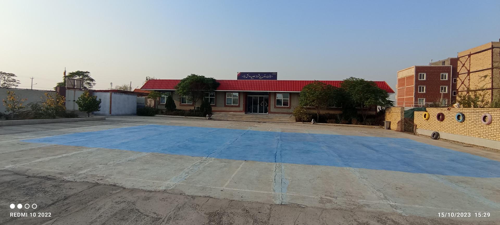 عکس دبیرستان دخترانه سحاب دانش