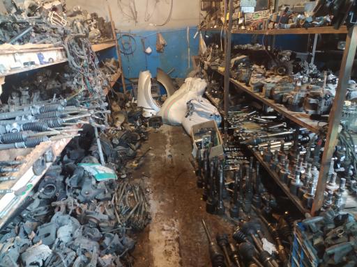 عکس اوراق فروشی هادی جعفر زاده