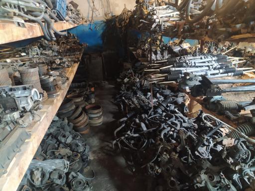 عکس اوراق فروشی هادی جعفر زاده