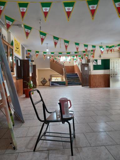 عکس دبیرستان پسرانه دوره اول هیات امنایی محتشم