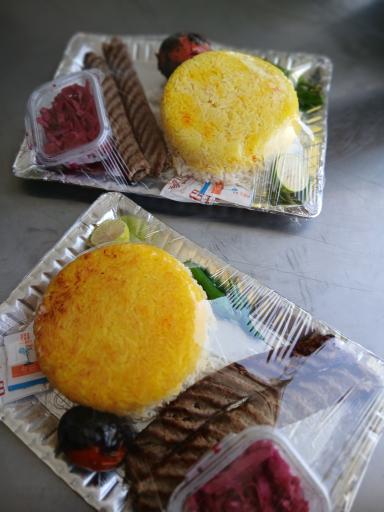 عکس رستوران ریحون سبز