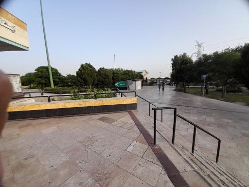عکس ورودی ایستگاه مترو شاهد-باقرشهر
