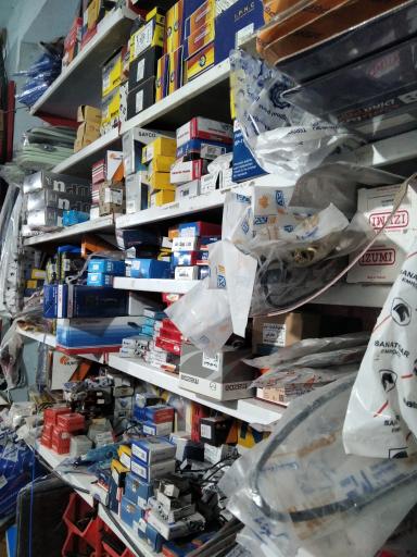 عکس لوازم یدکی خودرو علی باقری