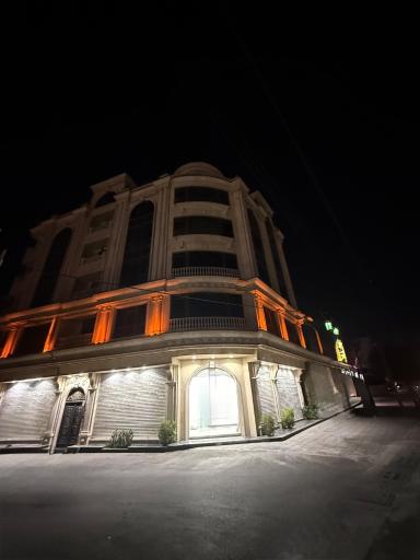 عکس مجتمع نادری