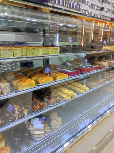 عکس شیرینی سرای تابان