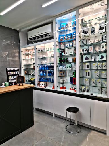 عکس فروشگاه موبو استور