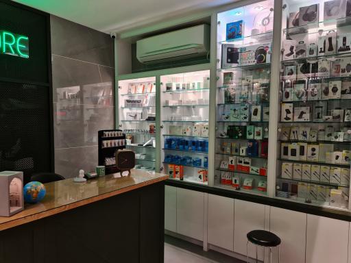 عکس فروشگاه موبو استور