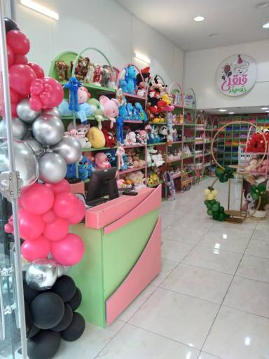 عکس فروشگاه خانه تولد قلقلی