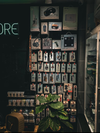 عکس فروشگاه موبو استور