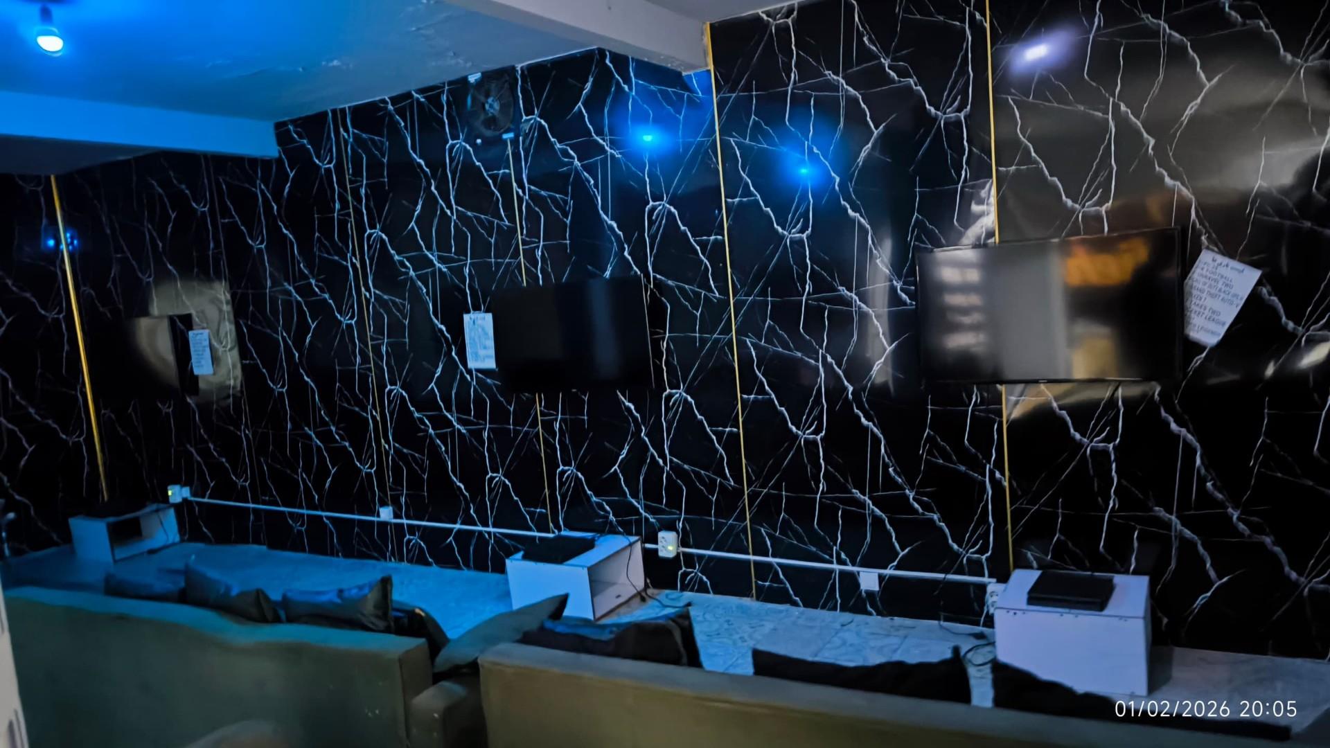 عکس گیم نت دوستان