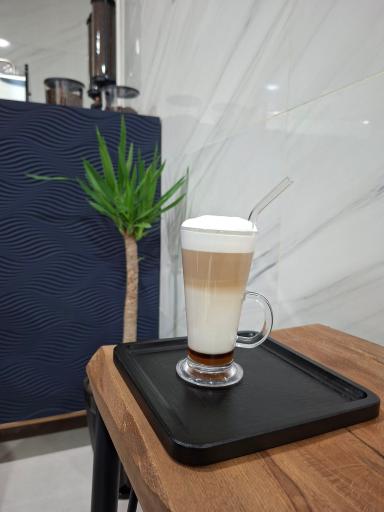 عکس M coffee