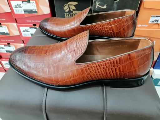 عکس گالری کفش حافظ