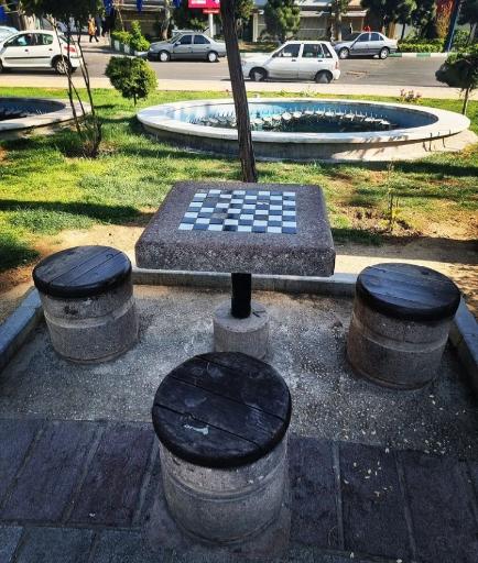 عکس میدان نبوت