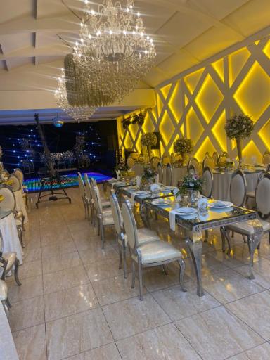 عکس خانه عقد وتشریفات عروسی آیجان