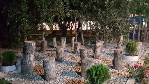 عکس رستوران باغ سیب